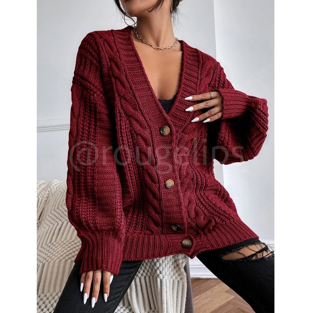 Oversized Burgundy Cable Knit Cardigan Long Sleeves Hip Length Buttoned - Picture 2 of 11